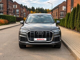 2021 Audi Q7 45 TFSI II (4M) Рестайлинг, серый, 5490000 рублей, вид 2