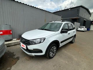 2023 Lada (ВАЗ) Granta Cross I Рестайлинг, белый, 670000 рублей, вид 1