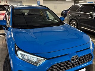 2019 Toyota RAV4 V (XA50), синий, 2550000 рублей, вид 3