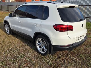 2016 Volkswagen Tiguan Euro 6 I Рестайлинг, белый, 1850000 рублей, вид 3