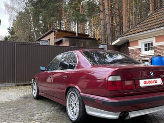 1992 BMW 5 серии 525i III (E34), красный, 870000 рублей, вид 5