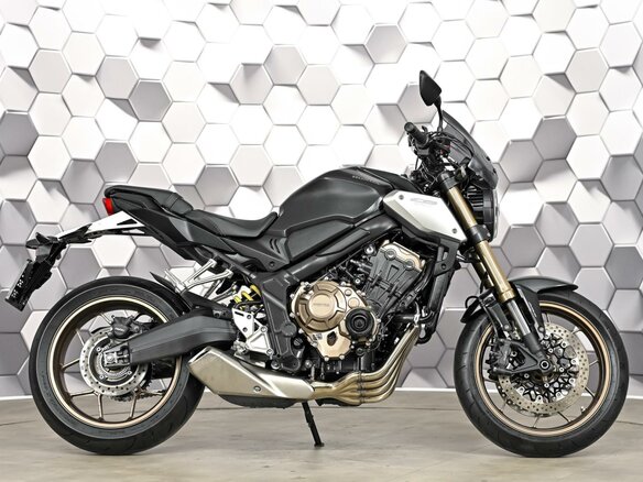 2021 Honda CB 650R, чёрный, 889000 рублей - вид 2