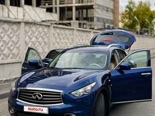 2013 Infiniti QX70, синий, 2000000 рублей, вид 1