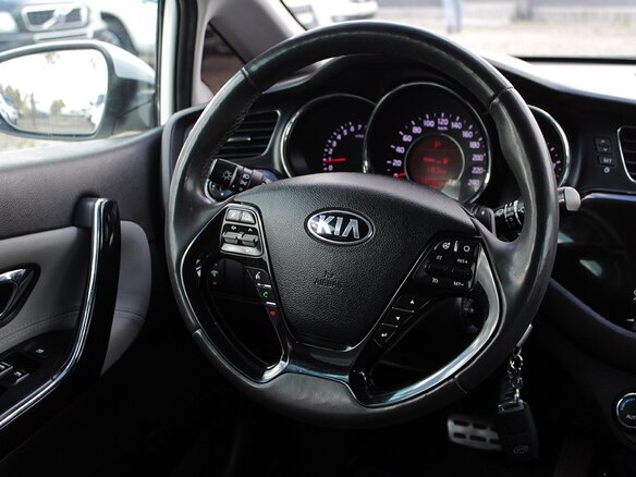2015 Kia Ceed II, белый, 949000 рублей - вид 5