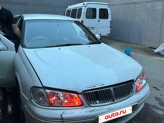 2002 Nissan Bluebird Sylphy I (G10), белый, 310000 рублей, вид 1