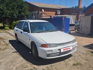 2000 Mitsubishi Libero I Рестайлинг, белый, 230000 рублей, вид 2