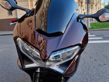 2014 Honda VFR 800, красный, 600000 рублей, вид 3