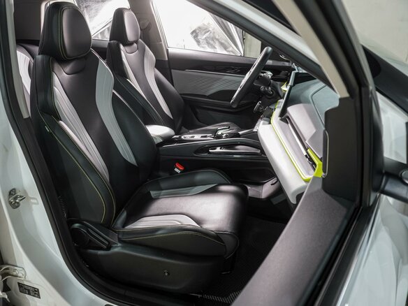 2024 Geely Coolray (Binyue Cool) I Рестайлинг, белый, 2049000 рублей - вид 7