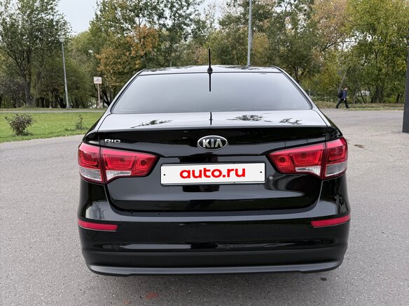 2016 Kia Rio III Рестайлинг, чёрный - вид 3