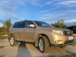 2012 Toyota Highlander II (XU40) Рестайлинг, бежевый, 1750000 рублей, вид 2