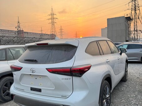 2026 Toyota Highlander IV (XU70), белый, 5390000 рублей, вид 5