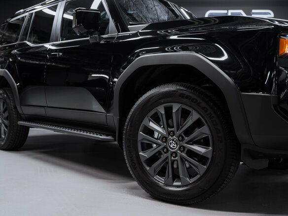 2026 Toyota Land Cruiser Prado 250 Series, чёрный, 11800000 рублей - вид 9