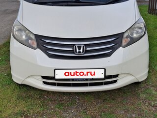 2010 Honda Freed Spike I Рестайлинг, белый, 820000 рублей, вид 1