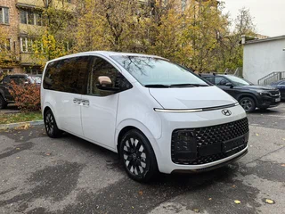 2025 Hyundai Staria I, белый, 8800000 рублей, вид 3