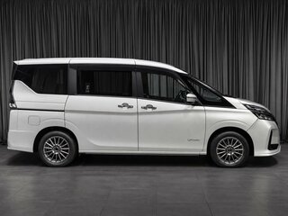 2018 Nissan Serena V (C27), серый, 2140000 рублей, вид 5