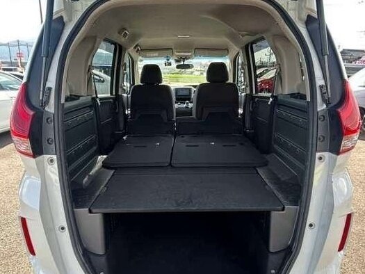2023 Honda Freed+ II Рестайлинг, белый, 1150000 рублей - вид 13
