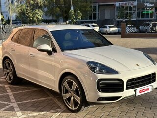 2018 Porsche Cayenne III, белый, 6350000 рублей, вид 1