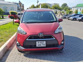 2018 Toyota Sienta II Рестайлинг, красный, 1465000 рублей, вид 1
