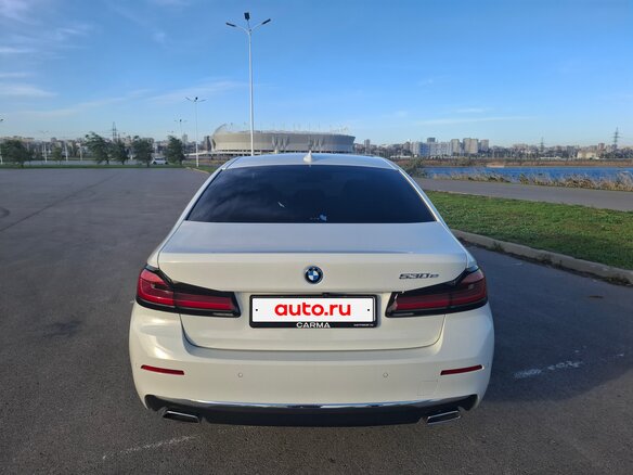 2021 BMW 5 серии 530e VII (G30/G31/G38) Рестайлинг, белый, 4881000 рублей - вид 8