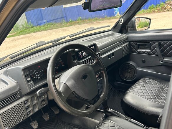 1999 Lada (ВАЗ) 21093i, коричневый, 330000 рублей - вид 10