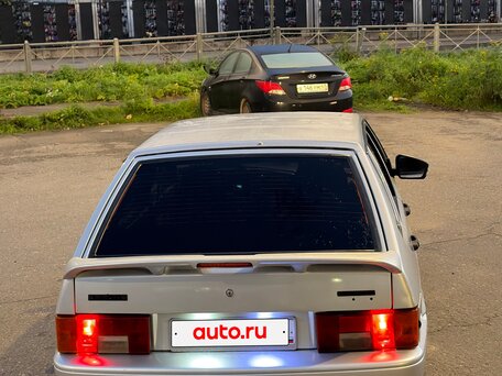 2010 Lada (ВАЗ) 2114, серебристый, 200000 рублей, вид 4
