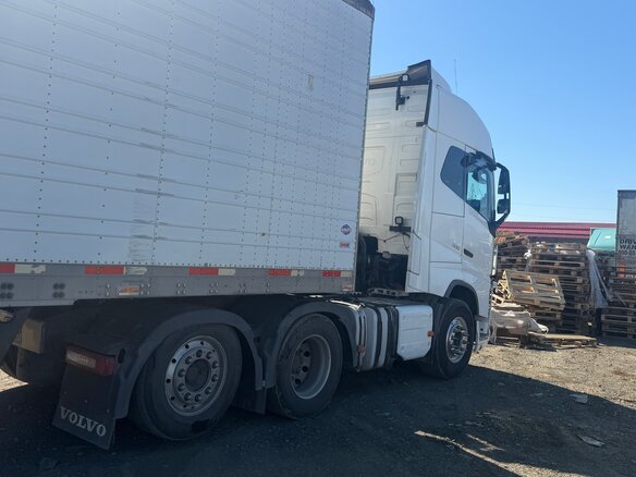 2018 Volvo FH, белый, 12000000 рублей - вид 16