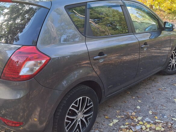 2010 Kia Ceed I Рестайлинг, серый, 670000 рублей - вид 9