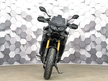 2023 Yamaha MT-09 Tracer (FJ-09), чёрный, 1179000 рублей, вид 5