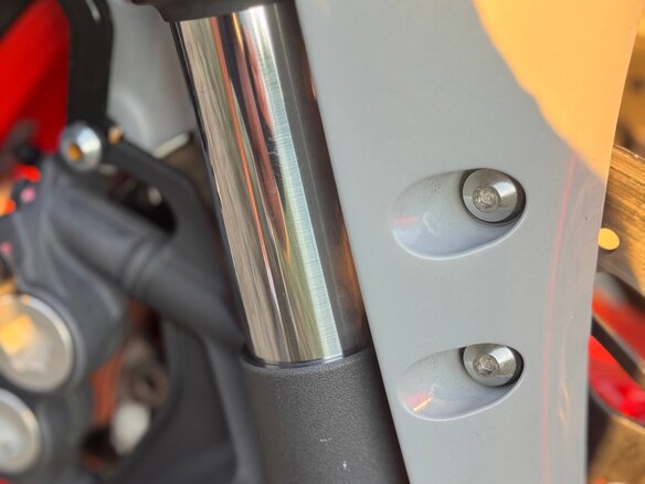 2020 Yamaha MT-10, серебристый, 1048344 рублей - вид 18