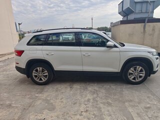 2020 Skoda Kodiaq I, белый, 2800000 рублей, вид 5