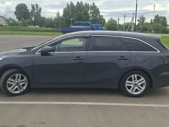 2019 Kia Ceed III, серый, 1450000 рублей - вид 4