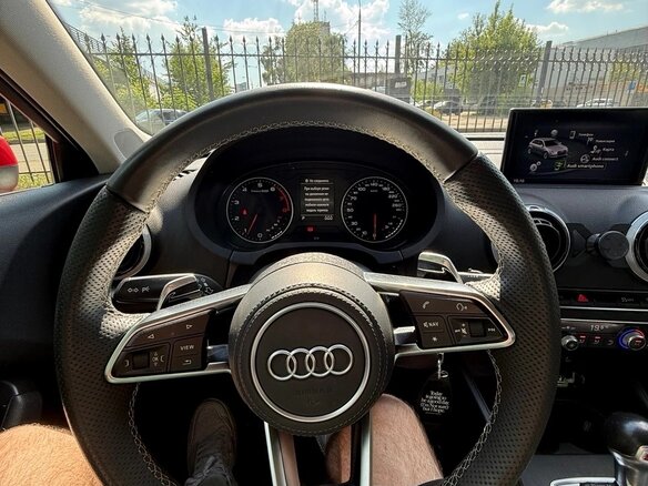2013 Audi A3 III (8V), красный, 1250000 рублей - вид 15