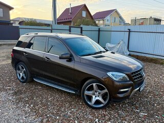 2013 Mercedes-Benz M-Класс 350 CDI III (W166), коричневый, 2500000 рублей, вид 2