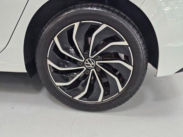 2022 Volkswagen Golf VIII, белый, 2655000 рублей - вид 8