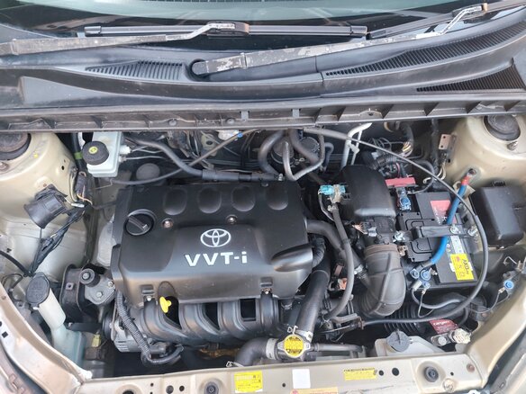 2002 Toyota FunCargo, золотистый, 430000 рублей - вид 6