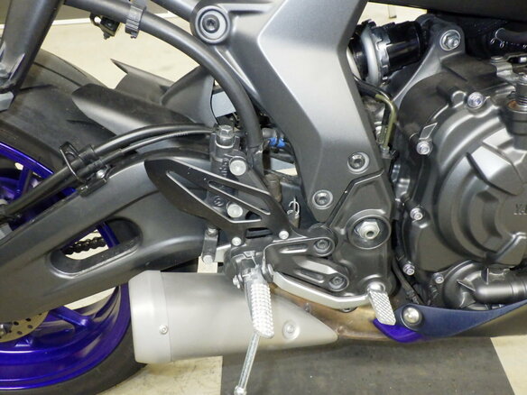 2021 Yamaha YZF-R7, синий, 830000 рублей - вид 3