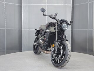 2023 Yamaha XSR900, чёрный, 927000 рублей, вид 3