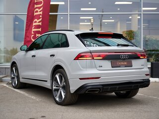 2025 Audi Q8 55 TFSI I (4M) Рестайлинг, серый, 13250000 рублей, вид 5