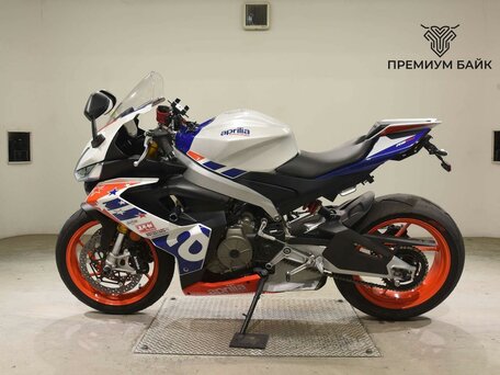 2022 Aprilia RS 660, белый, 985000 рублей, вид 2