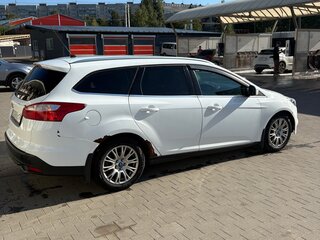 2013 Ford Focus III, белый, 790000 рублей, вид 3