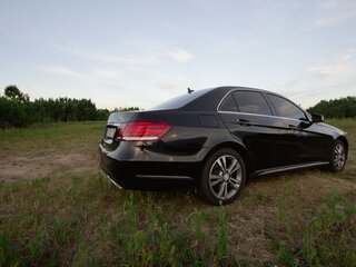 2014 Mercedes-Benz E-Класс 250 CDI IV (W212, S212, C207) Рестайлинг, чёрный, 1900000 рублей, вид 4