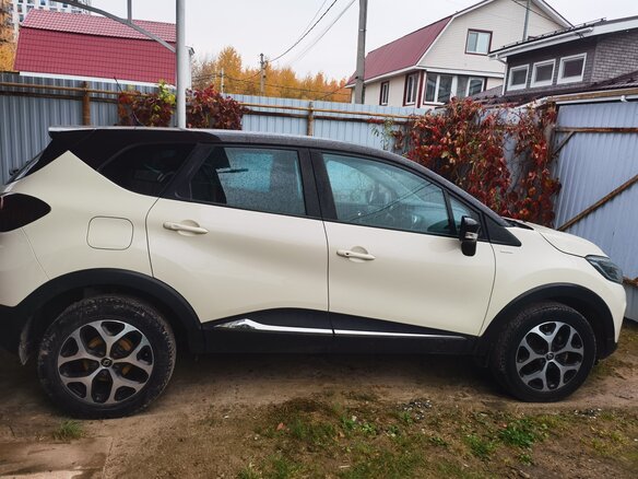 2018 Renault Kaptur I, бежевый, 1350000 рублей