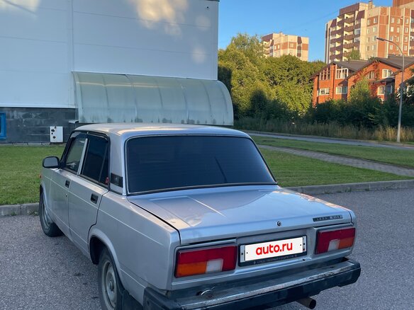 2010 Lada (ВАЗ) 2105, серебристый, 164000 рублей - вид 3