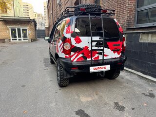 2004 Chevrolet Niva I, пурпурный, 765000 рублей, вид 3