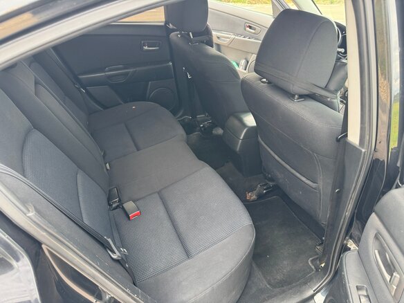 2006 Mazda 3 I (BK), чёрный - вид 9