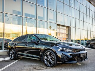 2021 Kia K5 III, чёрный, 2398000 рублей, вид 1