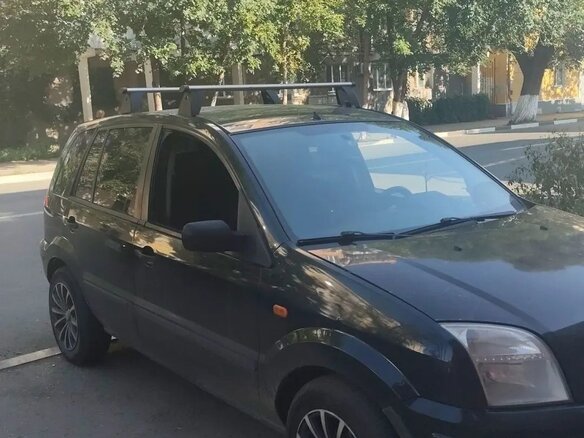 2004 Ford Fusion I, чёрный, 400000 рублей - вид 3