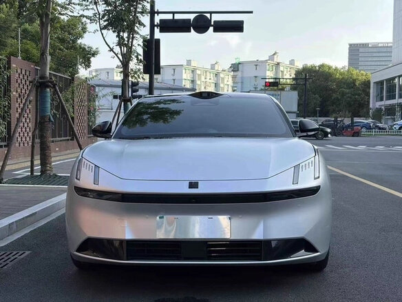 2025 Lynk & Co 10 18.4 kWh, белый, 4066208 рублей - вид 1