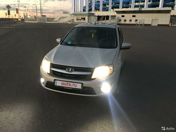 2014 Lada (ВАЗ) Granta I, серебристый, 570000 рублей - вид 1