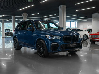 2021 BMW X5 40i IV (G05/G18), синий, 6950000 рублей, вид 2